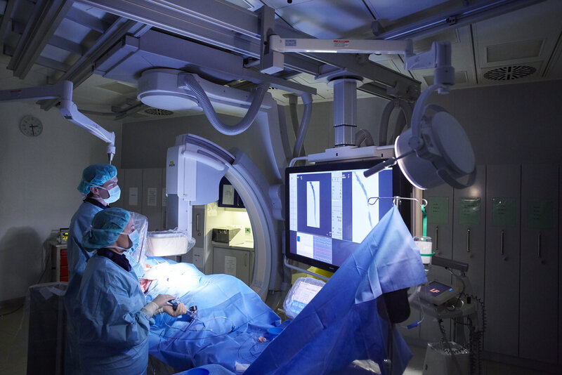 PRIMARY - Percutaneous or Surgical Repair In Mitral Prolapse And Regurgitation for >60 Year-olds (PRIMARY)